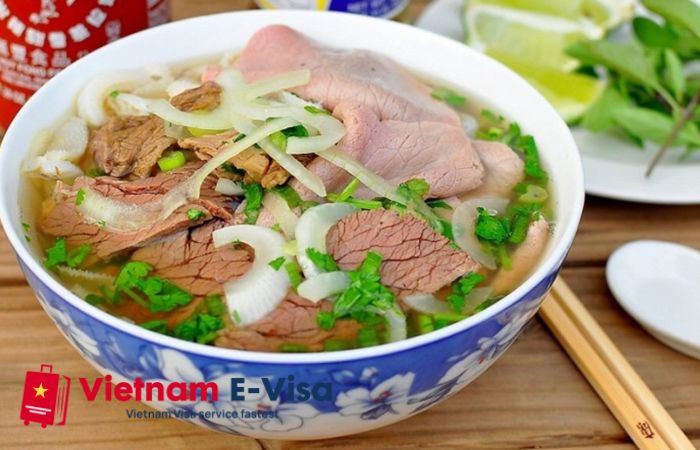What to eat in Hanoi - Pho